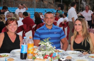 (EN) Barış için iftar