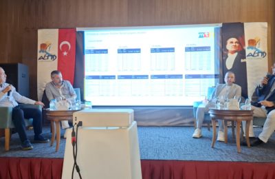 Alanya turizmi panelde konuşuldu